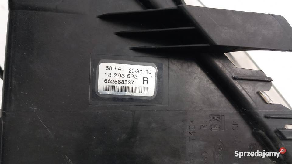OPEL ASTRA J HALOGEN PRAWY ZDERZAK PRZÓD osobowe Zbierkowo sprzedam