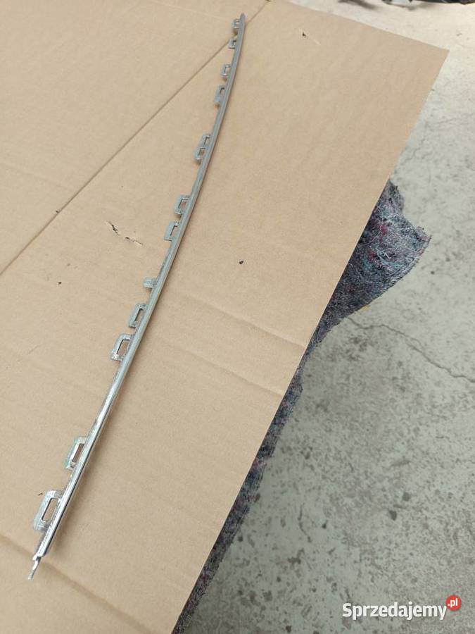 Listwa środkowa passat b8 kombi orginalna Rzeszów