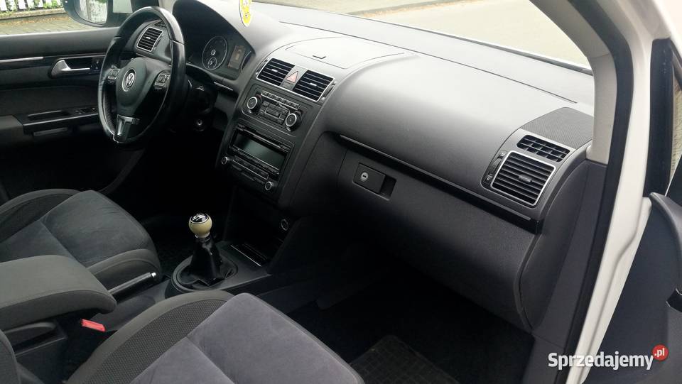 Vw Touran Benzyna 2012 Rok produkcji 2012 zachodniopomorskie Szczecin