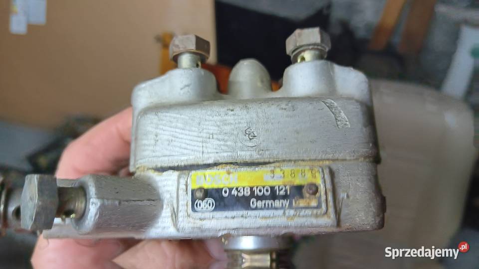 vw rozdzielacz 0438100121 0438120162 049133353 Przemyśl
