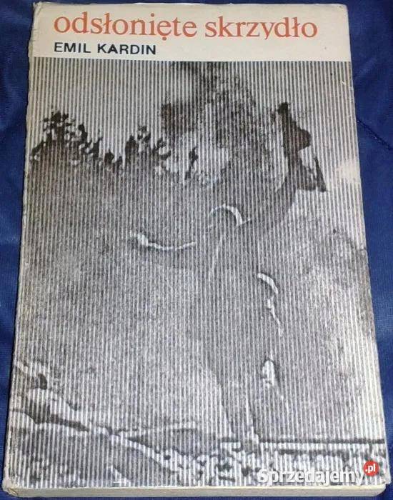 Odsłonięte skrzydło Emil Kardin