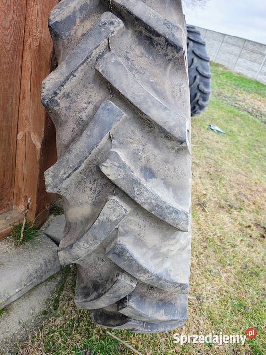 Koła bliźniacze 136x38 2 sztuki Przekolno