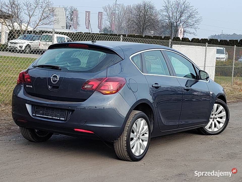 OPEL ASTRA 16 BENZYNA