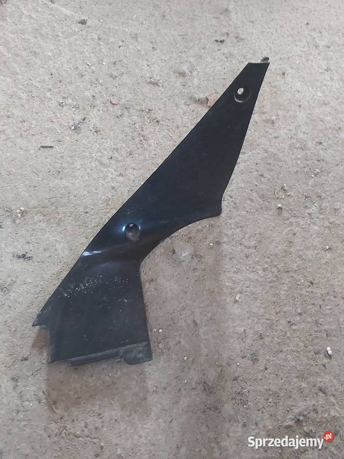 Yamaha rn 12 wypełnienie owiewka boczka plastik Chojnice