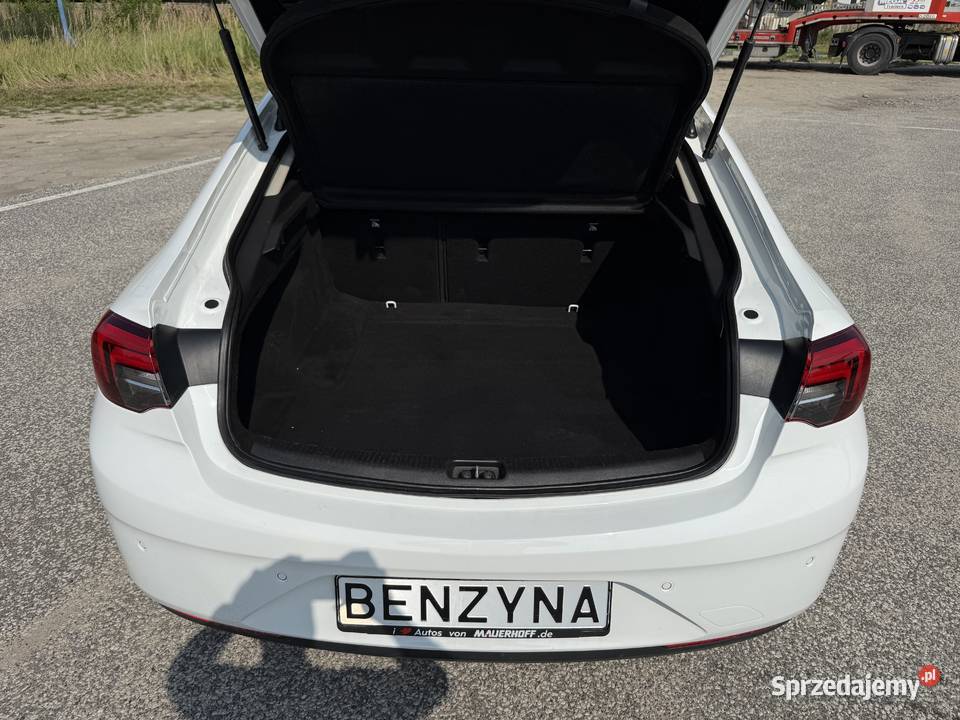 Opel Insignia 15 BENZYNA Klimatronik Tempomat nieuszkodzony Konin
