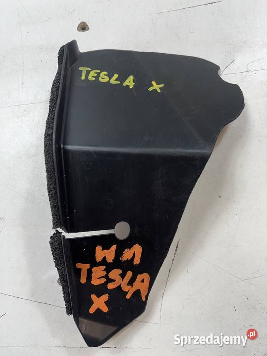 PRAWA OSŁONA POKRYWY BAGAŻNKA TESLA MODEL X Międzychód