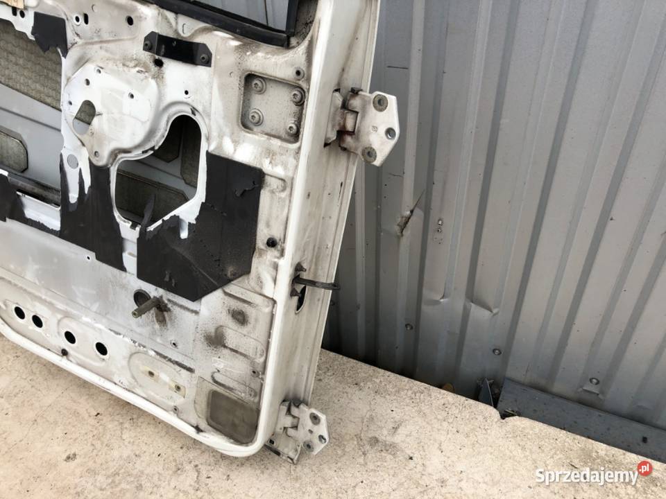DRZWI LEWY PRZÓD DAF XF Ciągnik siodłowy ciężarowe sprzedam