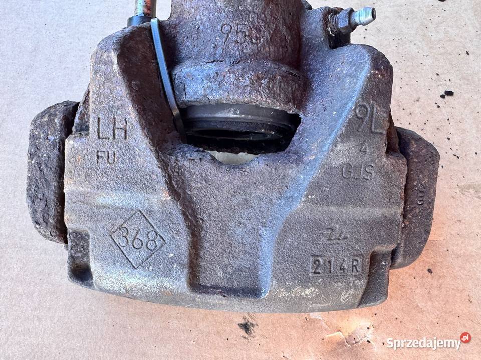 Zacisk hamulcowy Prawy Renault Captur I 1319 małopolskie sprzedam