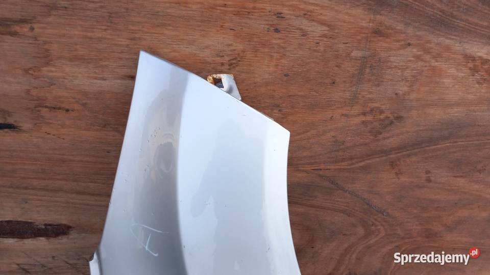 FORD FIESTA MK7 BŁOTNIK PRZÓD PRAWY Zbierkowo