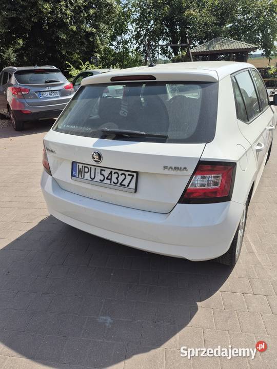 sprzedam samochód osobowy skoda fabia Winnica