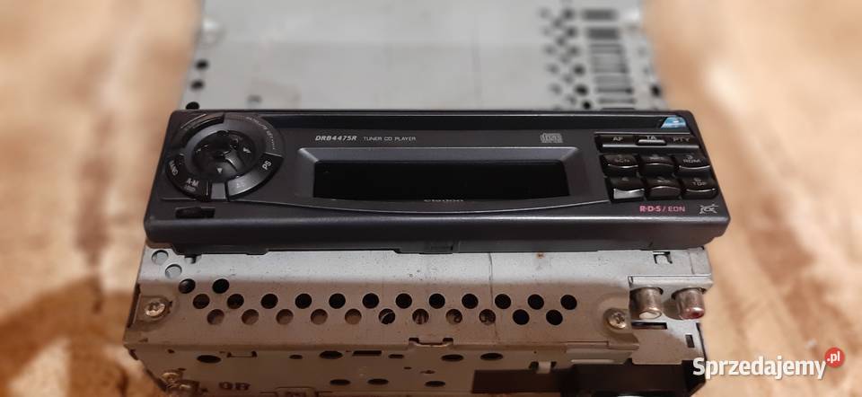 Sprzedam radio Clarion DRB4475R KLASYK zdejmowany panel Łódź
