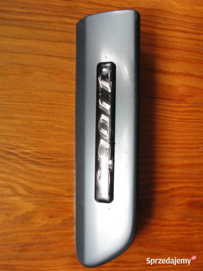 LISTWA BŁOTNIKA PRZEDNIEGO MERCEDES CLK W208