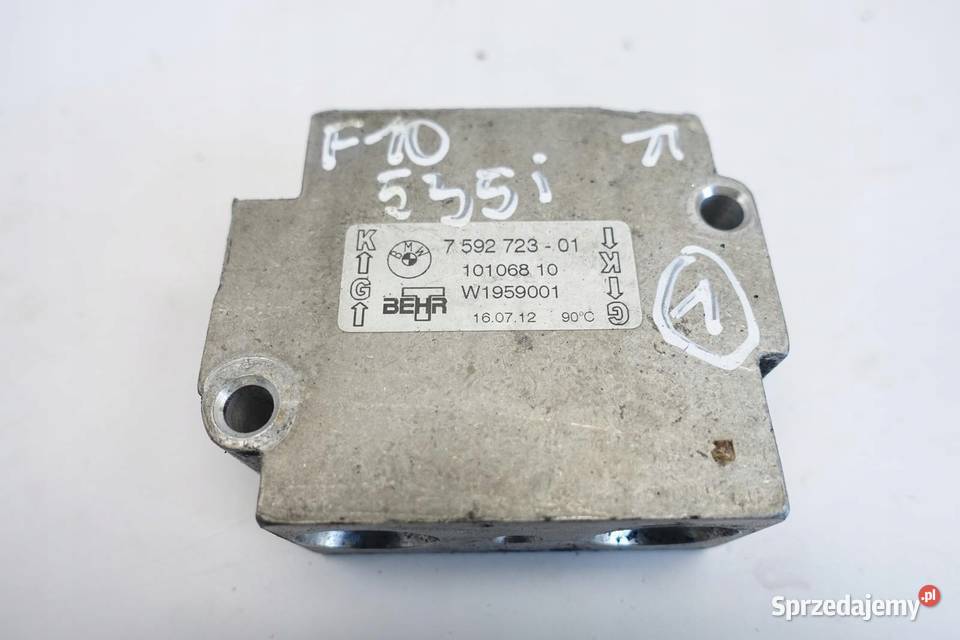 BMW F10 535 30 i TERMOSTAT OLEJU 7592723 osobowe