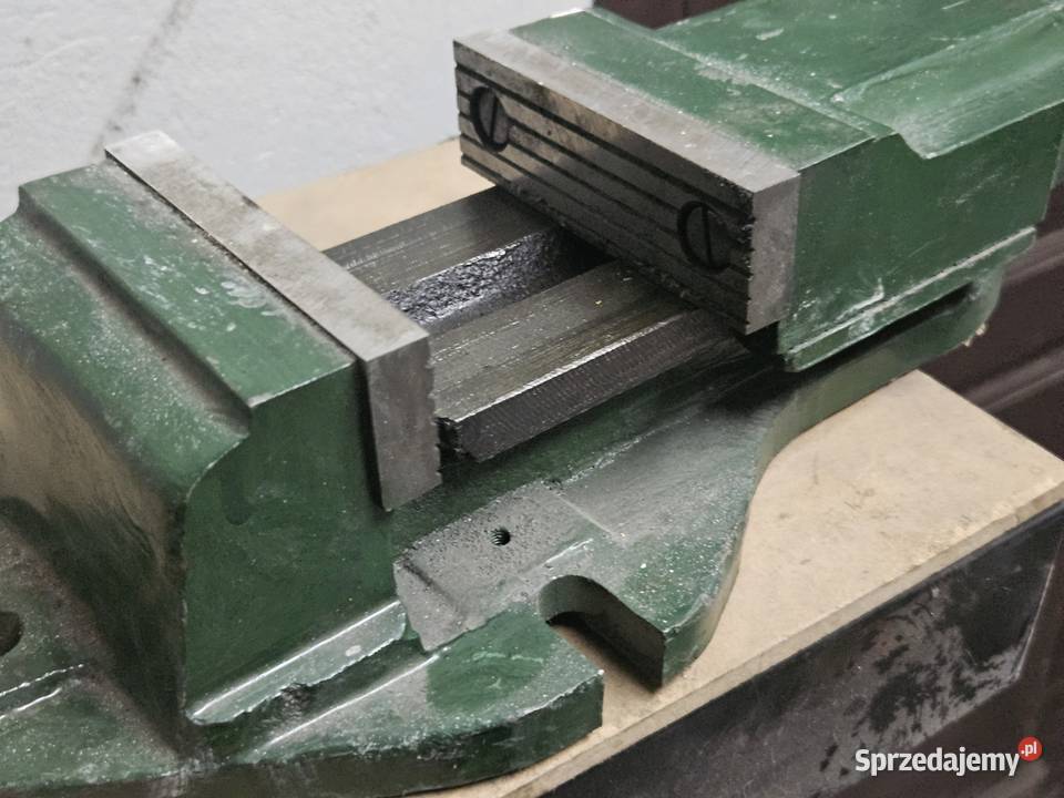 Imadło maszynowe 100mm ciężkie solidne PRL sprzedam