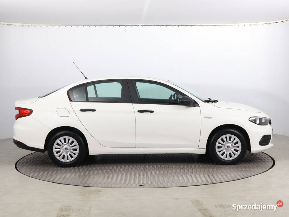Fiat Tipo 14 16V manualna Bielany Wrocławskie