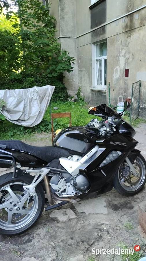 Honda VFR 800 vtec kutry benzyna sprzedam