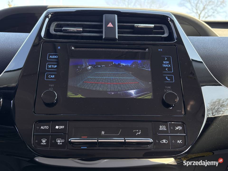 Toyota Prius 2016 1798cm3 mazowieckie
