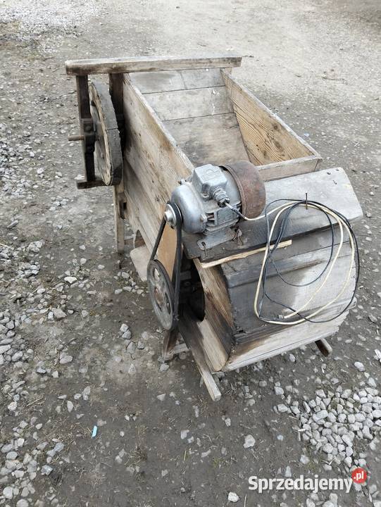 Młynek do zboża z silnikiem świętokrzyskie sprzedam