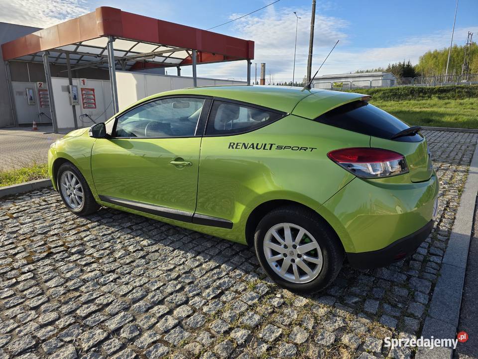 Renault Megane III coupe 2011