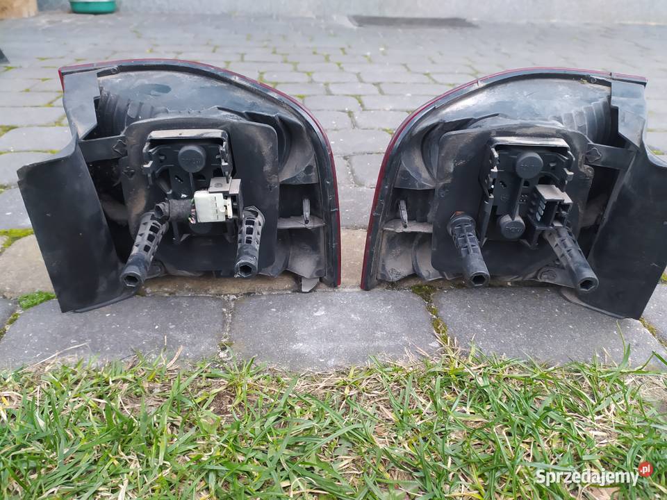 Tylne lampy Fiat Stilo 2002r Kombi Krzemień Drugi sprzedam
