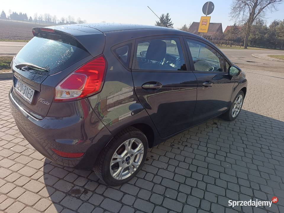 ford fiesta mk7 nieuszkodzony