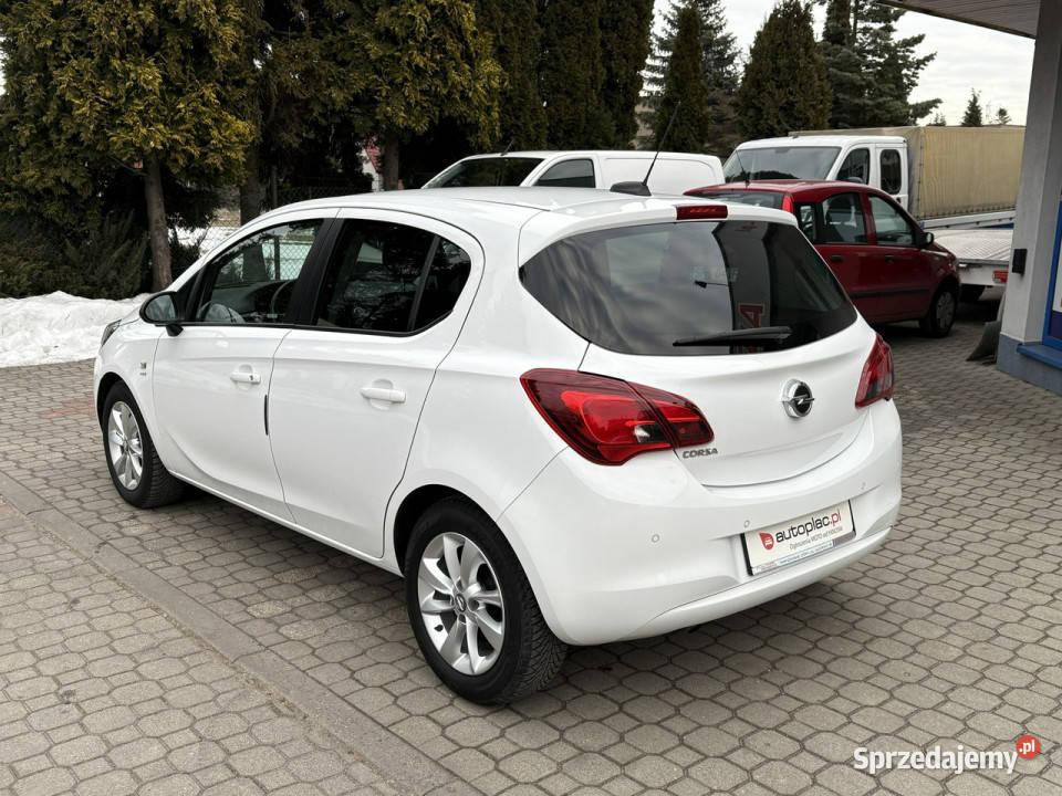 Opel Corsa 14 90 Podgrzewana kierownica fotele