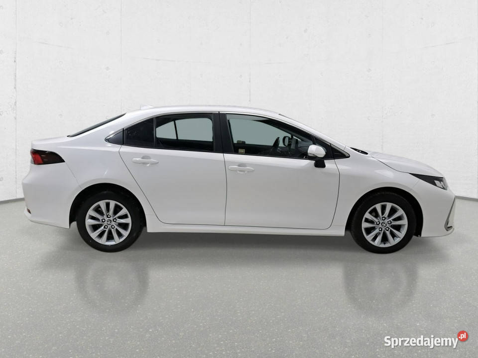 Toyota Corolla Seria E16 2012 Komorniki sprzedam