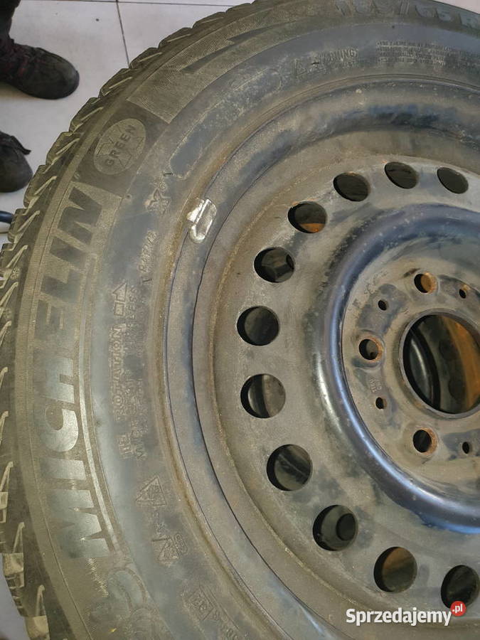 Felga stalowa BMW opony Michelin Alpin A4 warmińsko-mazurskie Dobre Miasto