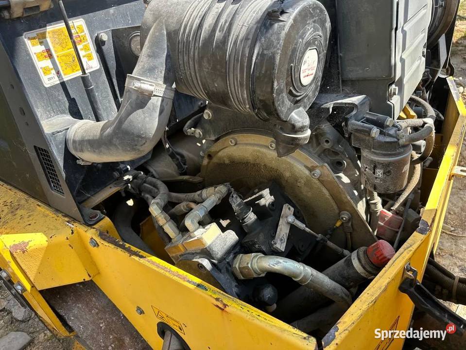 Walec Drogowy Kombinowany do Asfaltu DYNAPAC Tymowa