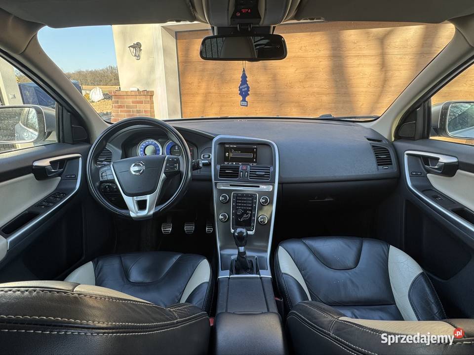 Volvo xc60 24 D5 2011