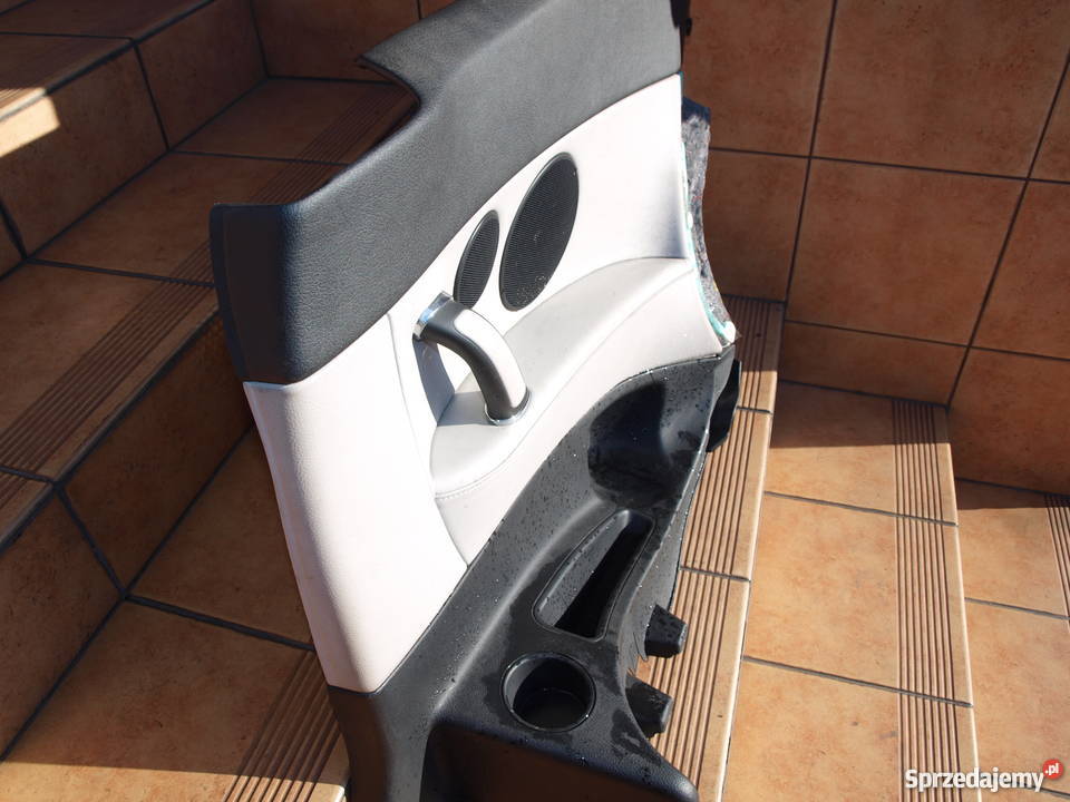 Peugeot 407 Coupe tapicerka boczek prawy tył Kalisz sprzedam