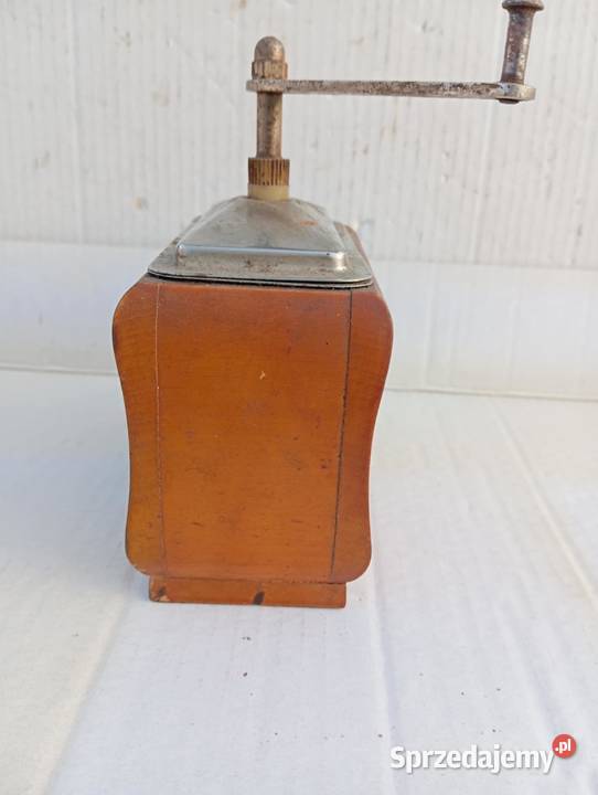 MŁYNEK RĘCZNY ZMPT CZĘSTOCHOWA PRL Niemodlin