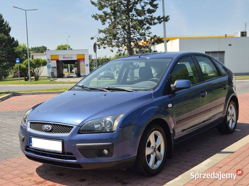 Ford Focus MK2 Niski przebieg garażowany kupiony w polskim salonie Focus sprzedam
