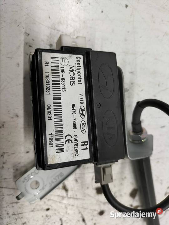 WZMACNIACZ KOMPLET 954702S000 5WY8289C Wyposażenie elektryczne sprzedam