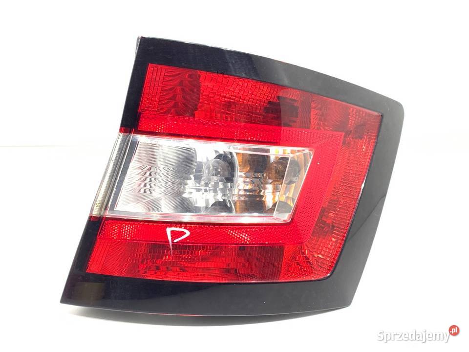 LAMPA PRAWY TYŁ SKODA FABIA III 6V9945096 Kombi