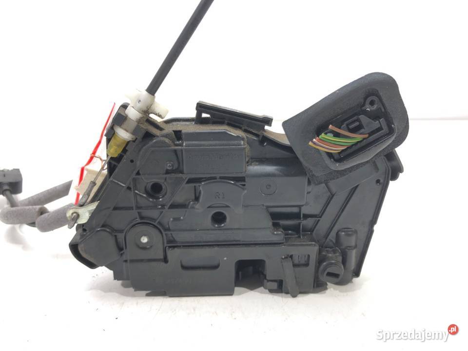 ZAMEK DRZWI PRAWY TYŁ VW POLO V Hatchback podkarpackie