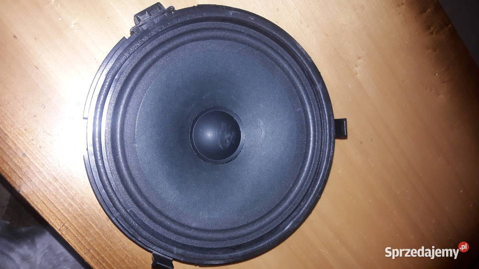 Sprzedam Głośniki Basowe Mercedes Benz Rok produkcji 2003 Pozostałe wielkopolskie Konin