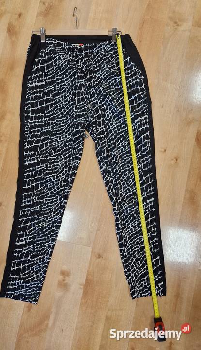 Spodnie leginsy marki Only 36 stan XL czarno Lublin