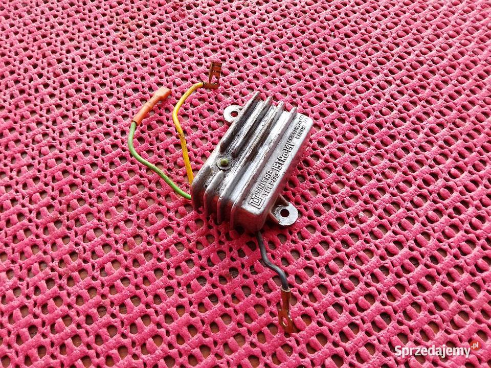 Regulator napięcia UNITRA 15TRa 14V Łada 2107