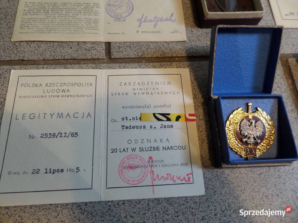 Zestaw Odznaczeń Frontowca i potem Milicji Poznań