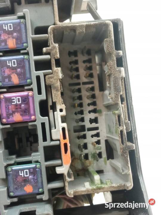 SKRZYNKA BEZPIECZNIKÓW 591940YA1 GH 20 B 146 Rok produkcji 2008 Skrzynki bezpieczników świętokrzyskie