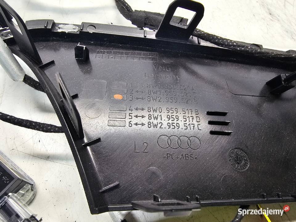 KALMKI WIĄZKI BOCZKÓW AUDI A4 B9 AMBIENTE Przystajń