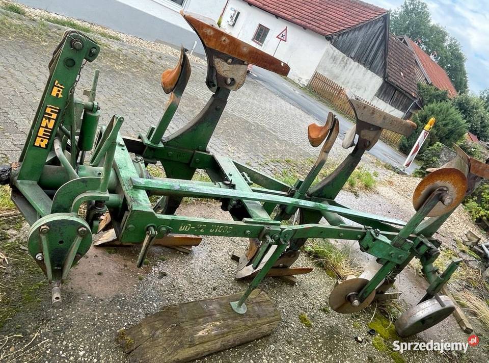 Pług firmy Gassner 2 sztuki 3 skibowe Maszyny rolnicze sprzedam