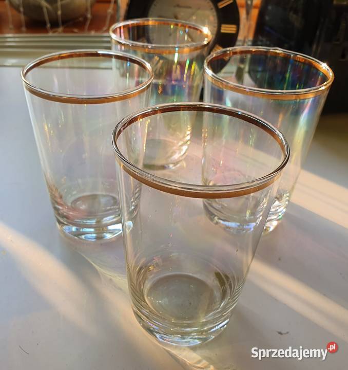 Stare szklanki ze szkła iryzowanego Porcelana i szkło Myszków