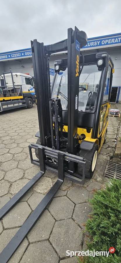 YALE GLP25VX 25T 2013r LPGKabina UDT Przesuw Yale Wózki widłowe Oborniki