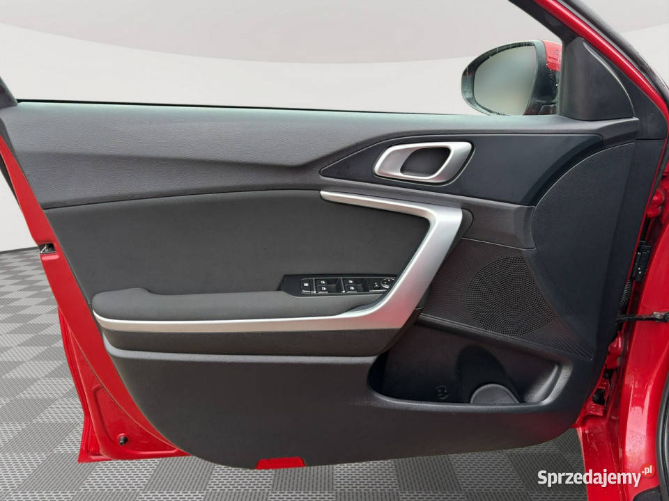 Kia Ceed DW5JS8716 CRDi SCR M Kcofania 2 stref Pępowo