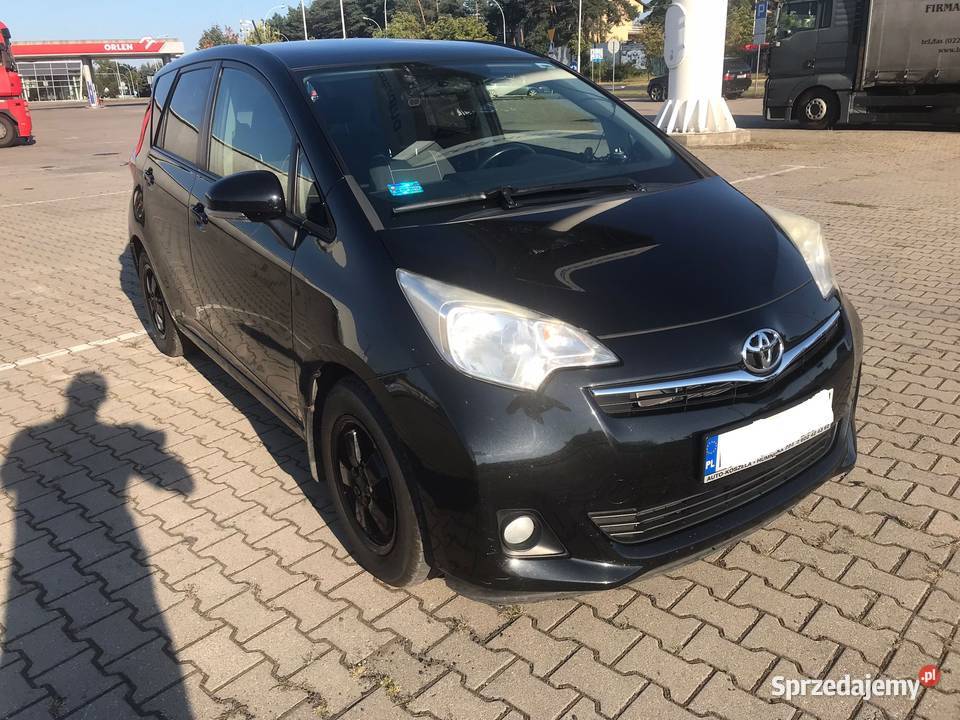 Sprzedam zamienie Toyote Versos Nisko