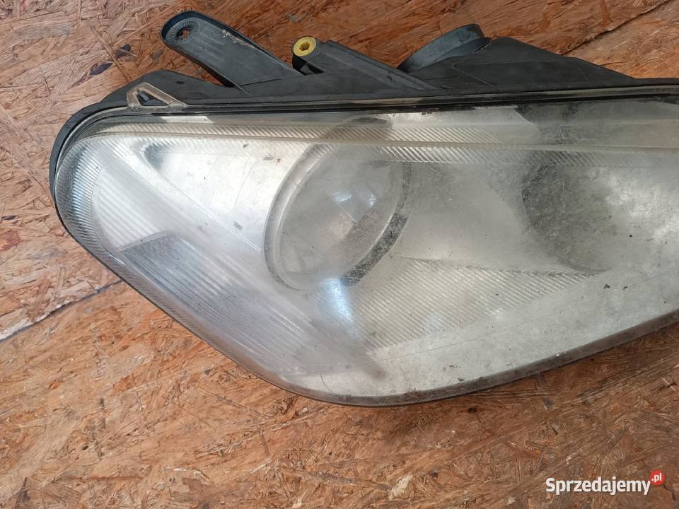 LAMPA REFLEKTOR XENON PRAWY PRZÓD EU FORD C MK1 Lampy przednie Nowy Tomyśl sprzedam