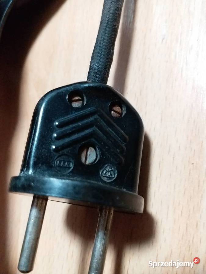 SprawnaPrzedwojennaLampa fotograficzna 230V sprzedam