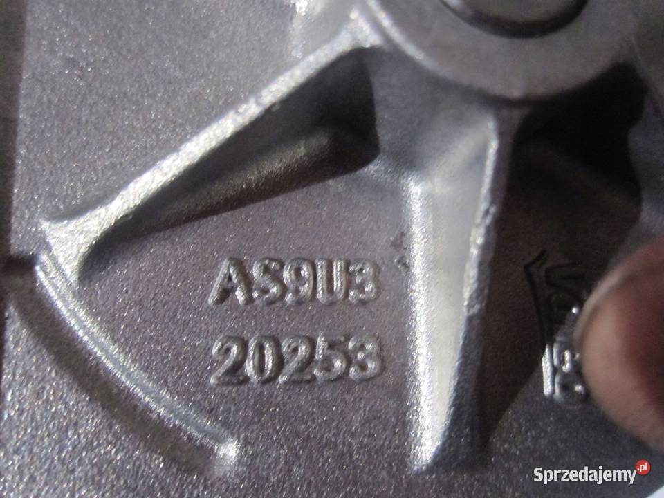 JEEP AVENGER 25r silniczek wycieraczki tył Rok produkcji 2025 Kielce